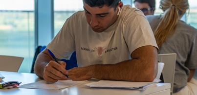 ¿POR QUÉ ESTUDIAREN LA USJ?